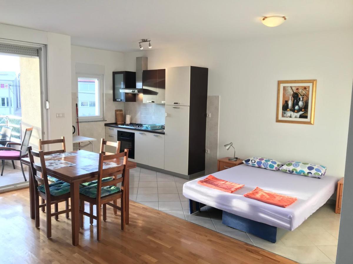 Gala Apartments Omis Ngoại thất bức ảnh