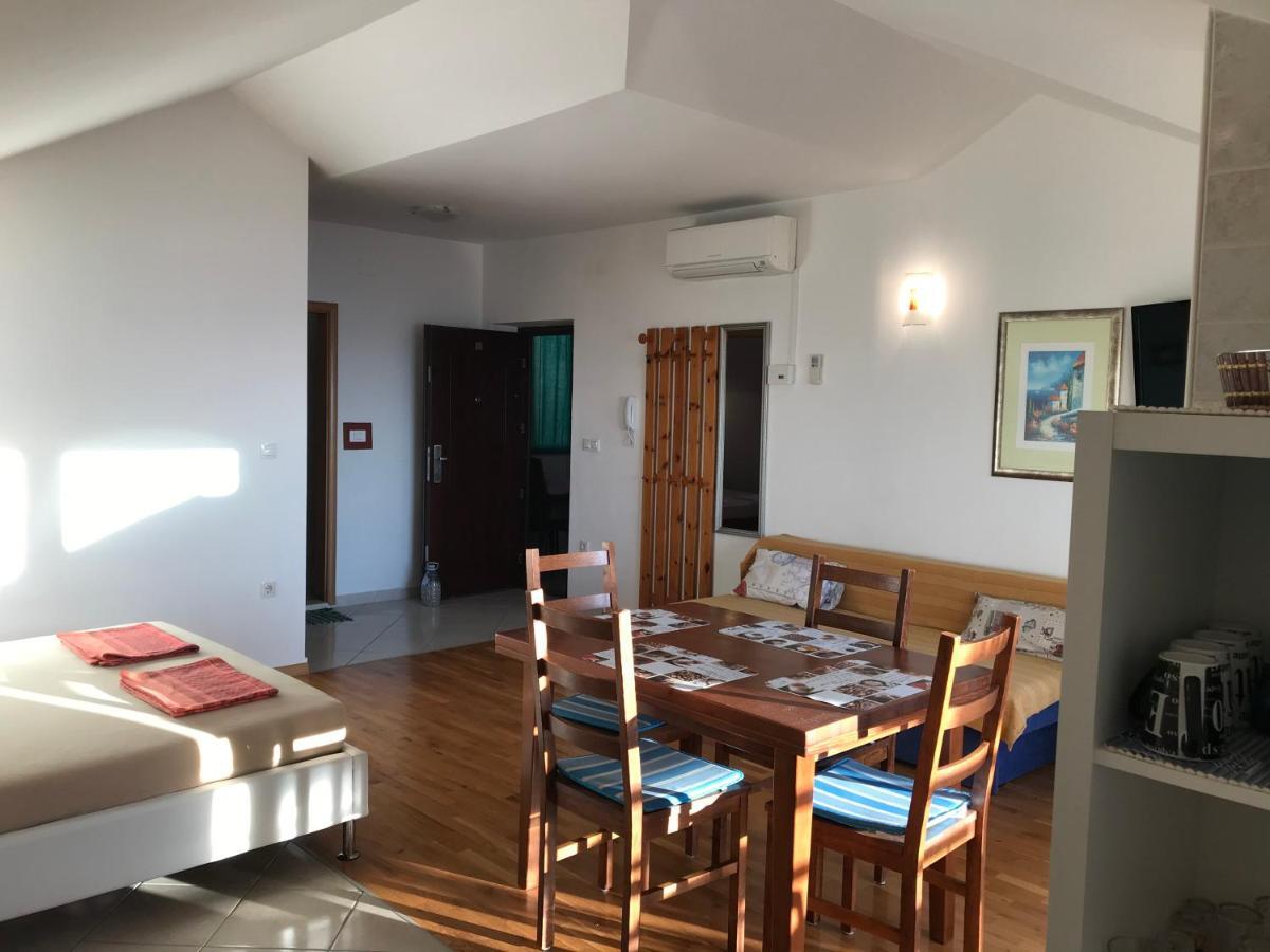 Gala Apartments Omis Ngoại thất bức ảnh